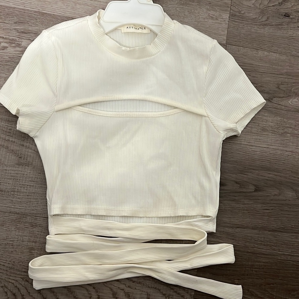 ATTIRANCE t-shirt open cut out shirt w/ ties